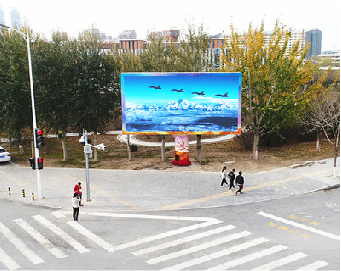 西安户外大屏广告投放要点。